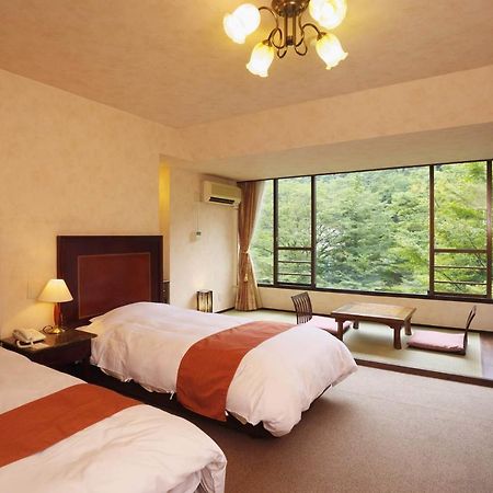 Tonosawa Quatre Saisons Hotel Hakone Exterior photo
